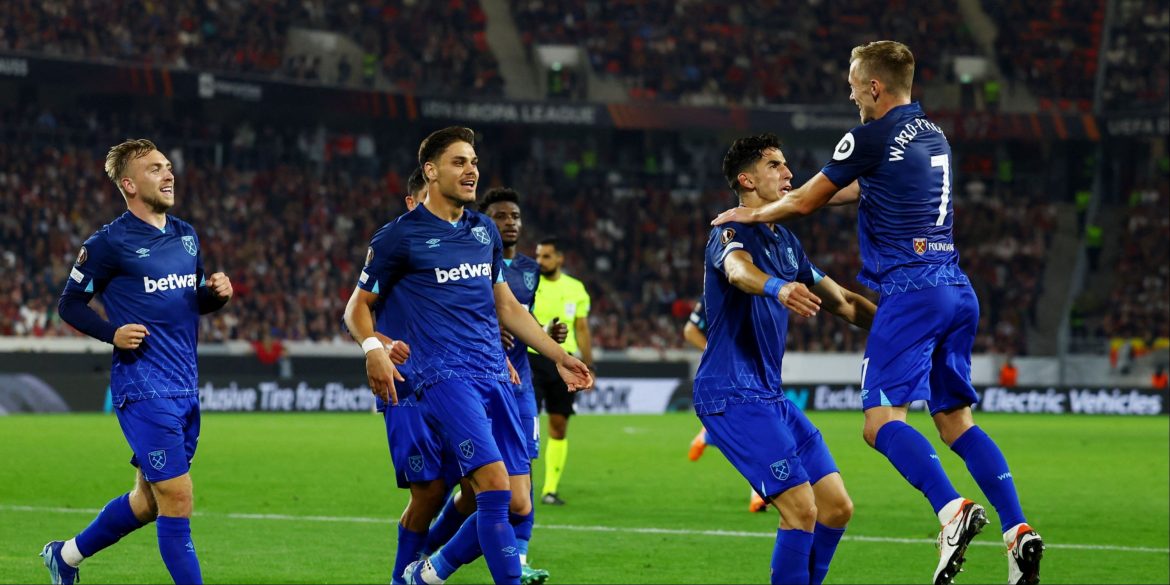 West Ham must finally sell £30m flop who Moyes labelled a "great addition"