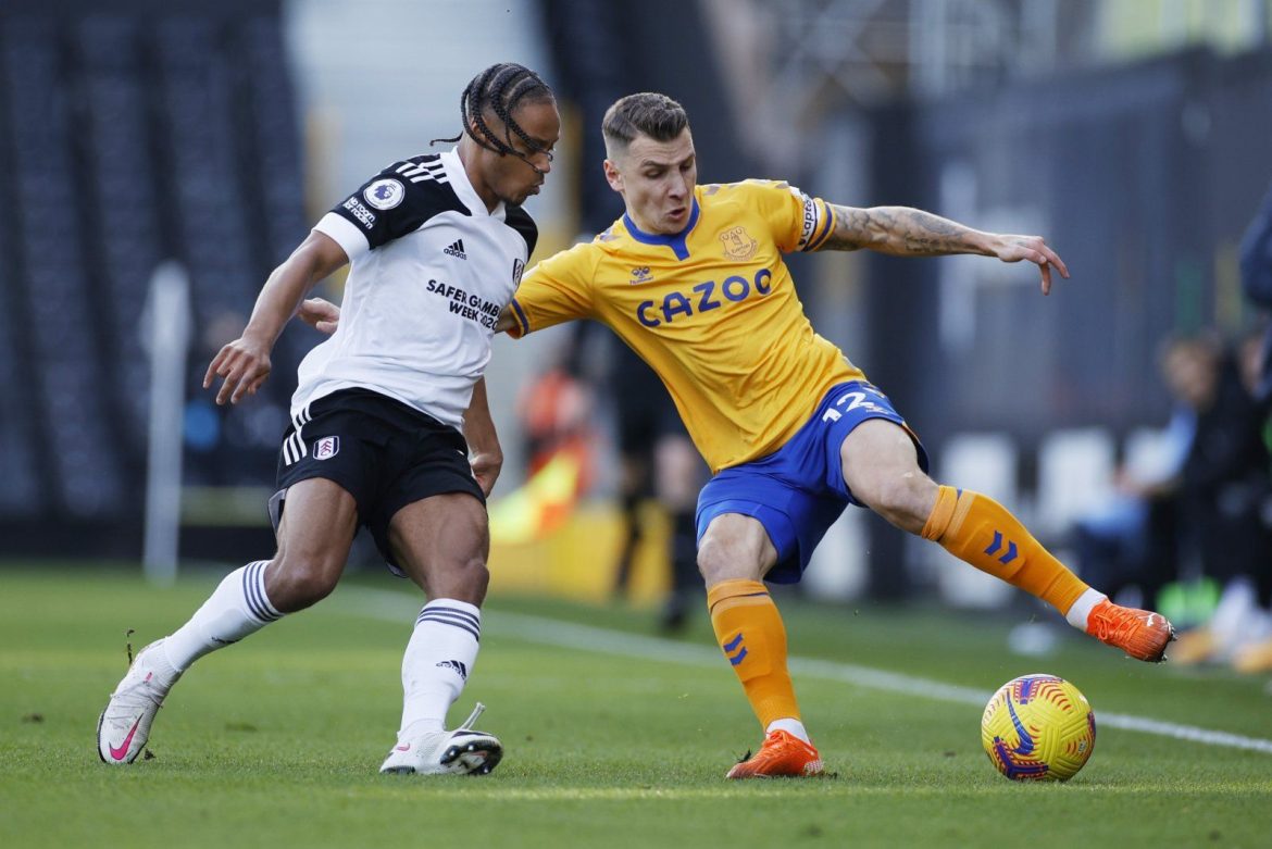 Aston Villa: Digne expected to be fine