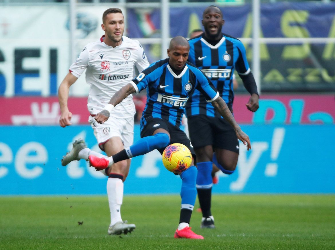 Manchester United icon Rio Ferdinand responds to Ashley Young’s Instagram snap