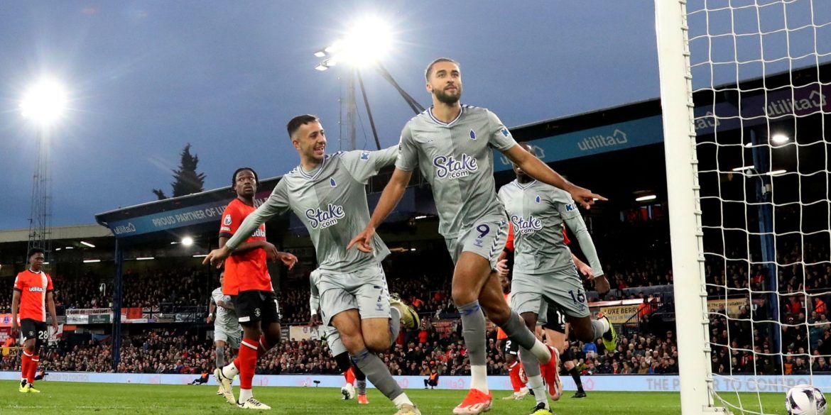Upgrade on DCL: Leeds messed up letting "magnificent" striker leave for £0