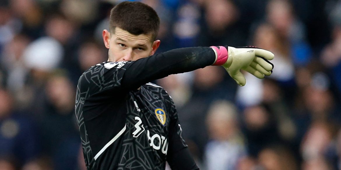 Leeds: Farke could unearth heir to "liability" in "unbelievable" 19 y/o gem